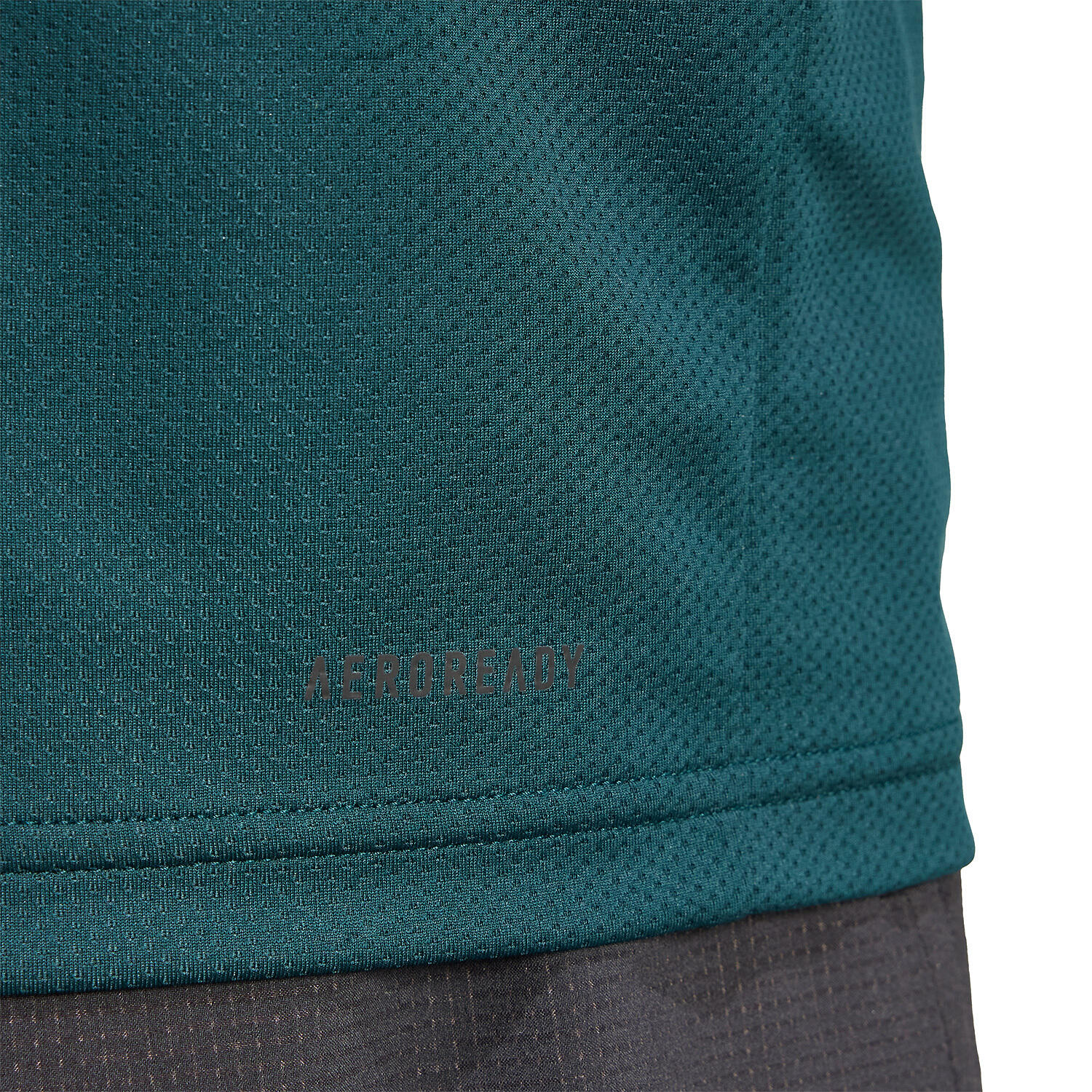 Camiseta adidas Train Essentials 5/6