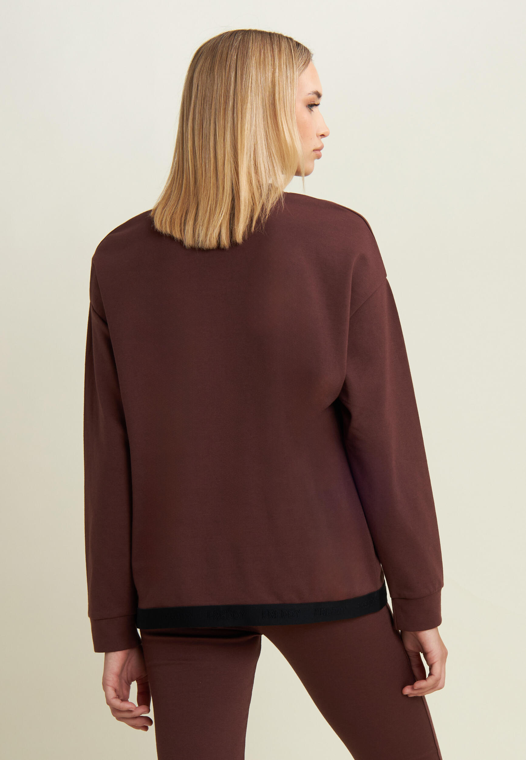 Sweat-shirt pour femmes ornée de bande avec logo et broderie 3/4