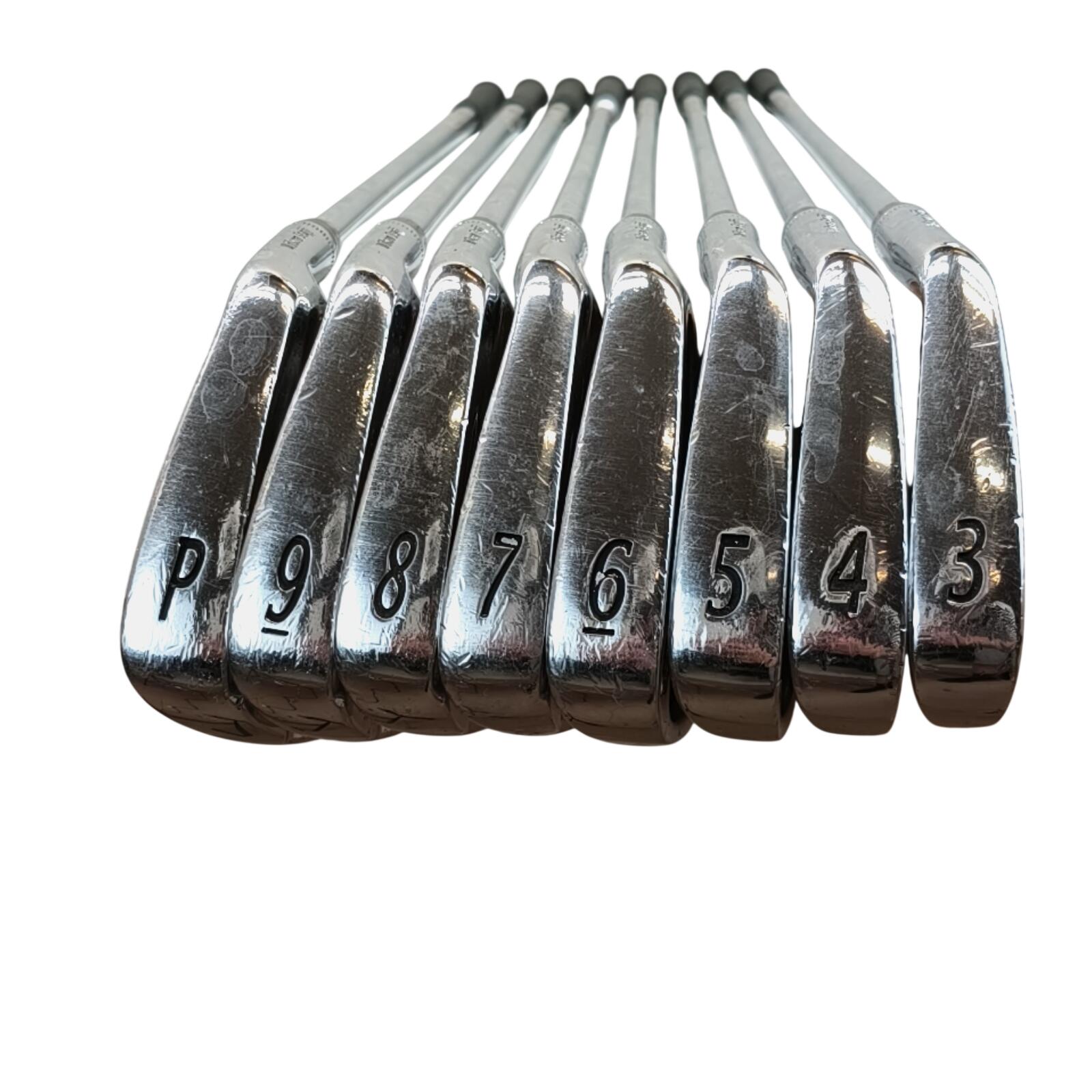 Wilson Staff FG-62/FG Tour IJzerset / 3-PW / Flex Regular / Staal 2/7