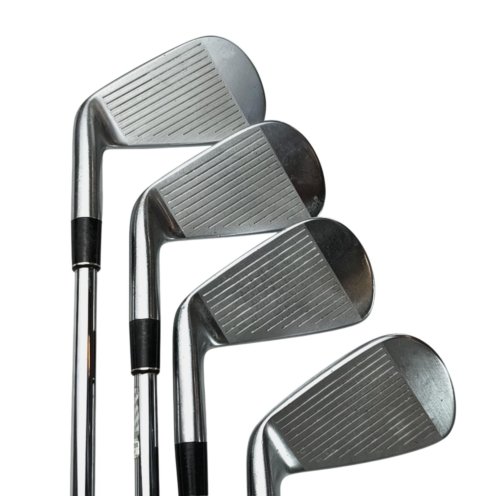 Srixon Z585 IJzerset / 5-PW+AW / Flex Regular / Staal 6/7