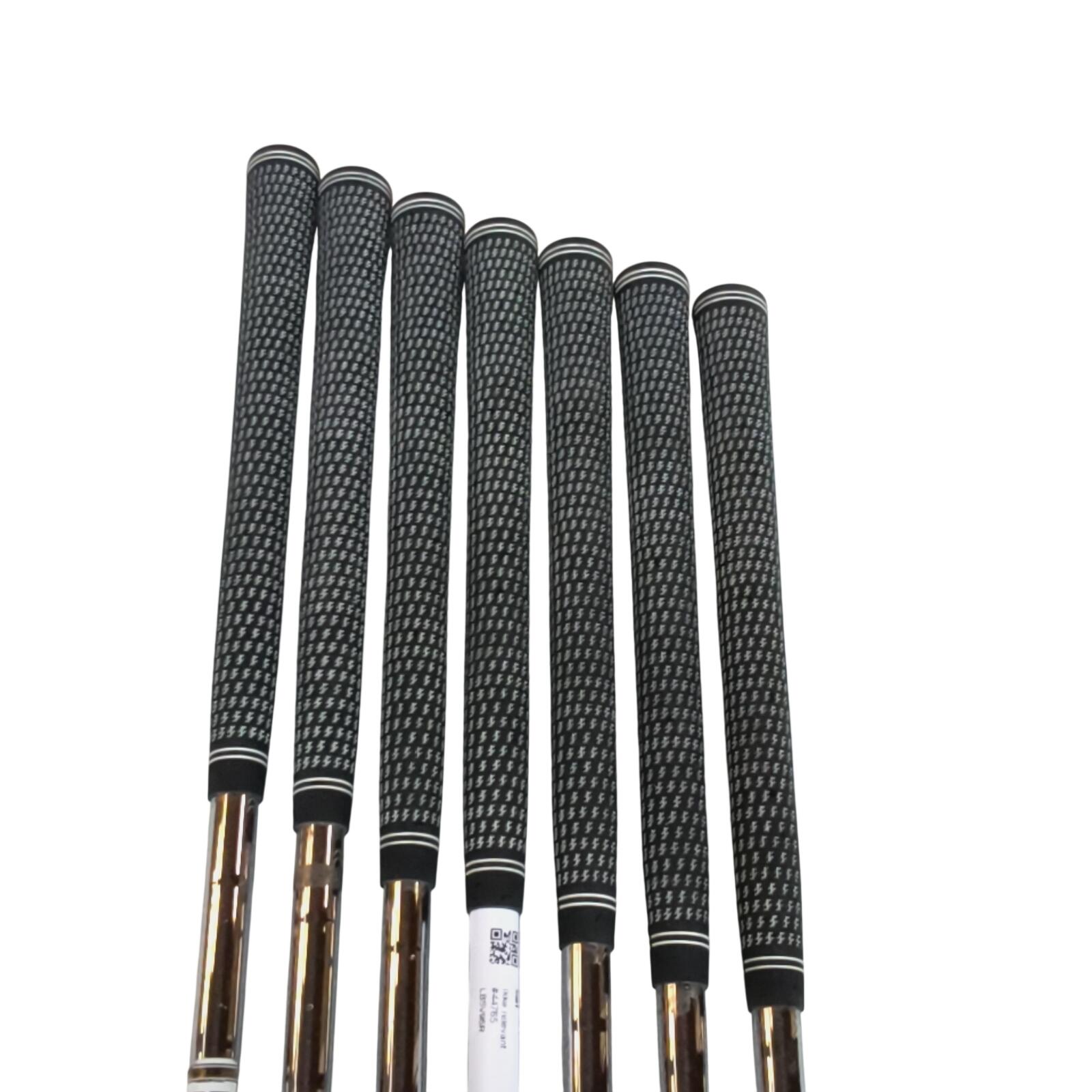 Wilson Staal FG Tour V6 IJzerset / 4-PW / Flex Stiff / Staal 4/6