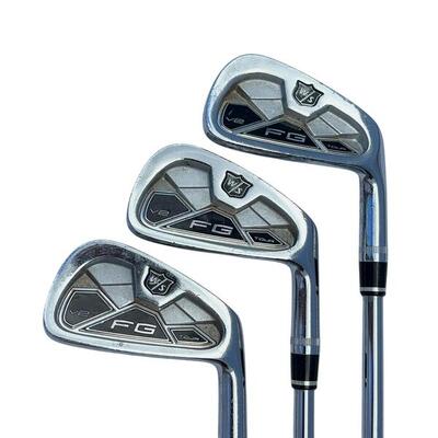 Wilson staff fg tour v2 ijzerset / 4-pw / flex stiff / staal