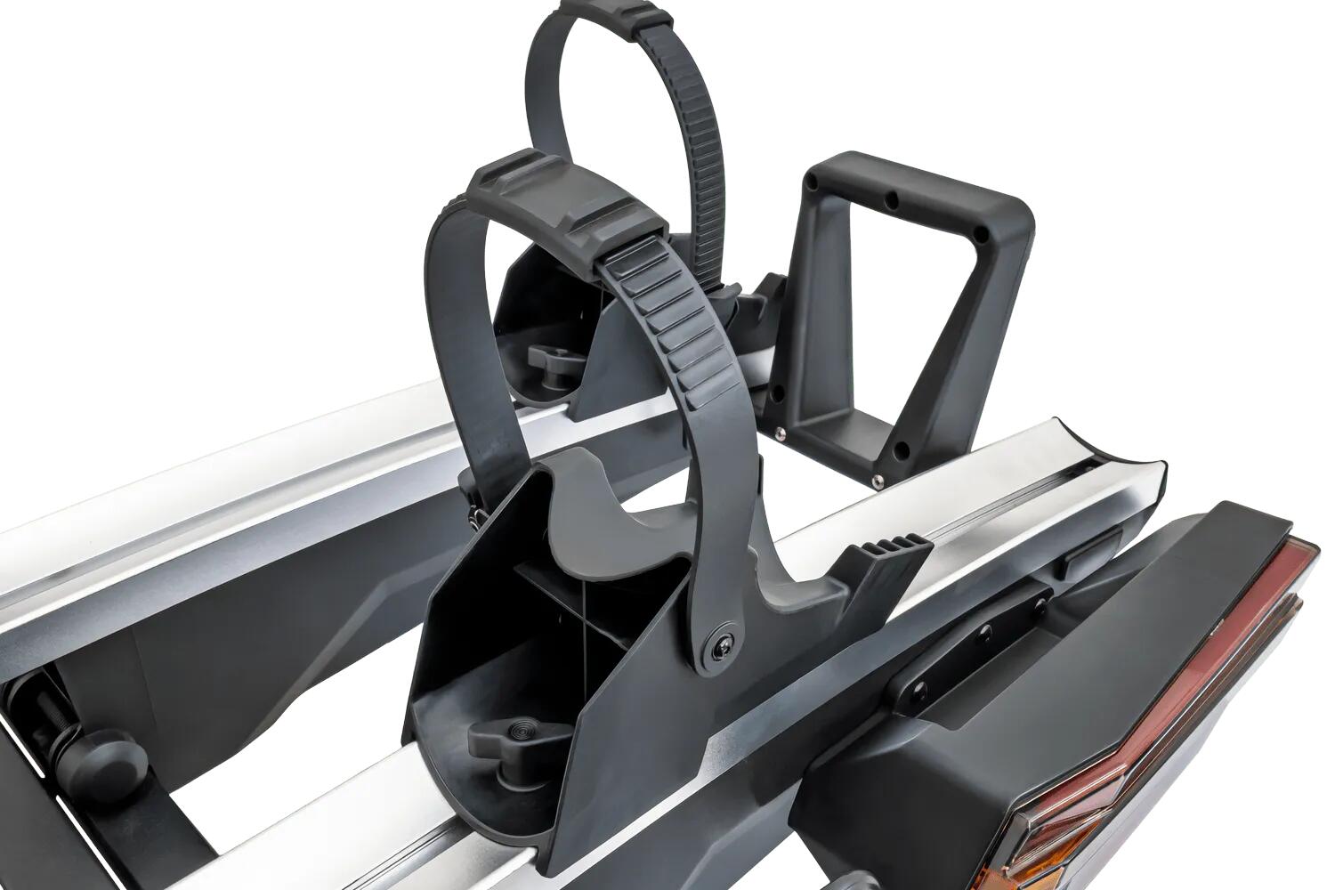 PORTE-VÉLOS PLIANT SUR ATTELAGE - 3 VÉLOS 4/7