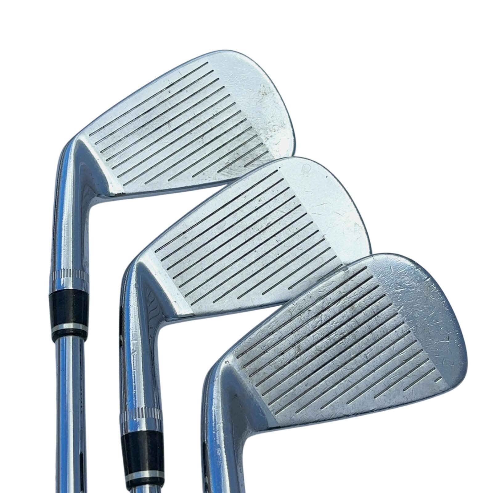 Wilson Staff FG Tour V2 IJzerset / 4-PW / Flex Stiff / Staal 6/7