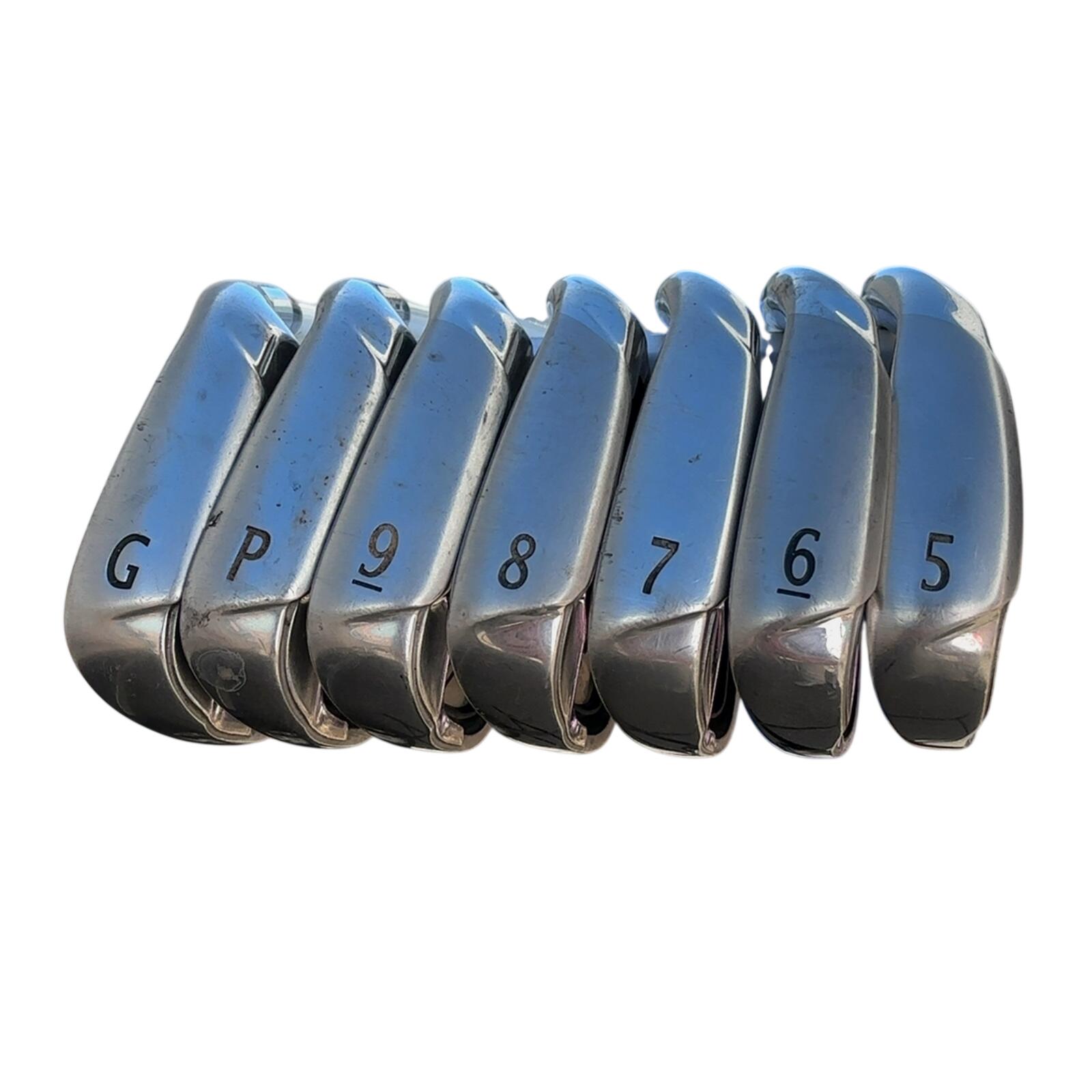 Wilson Staff D100 Série de fers / 5-PW+GW / Flex A-flex / Graphite 2/7
