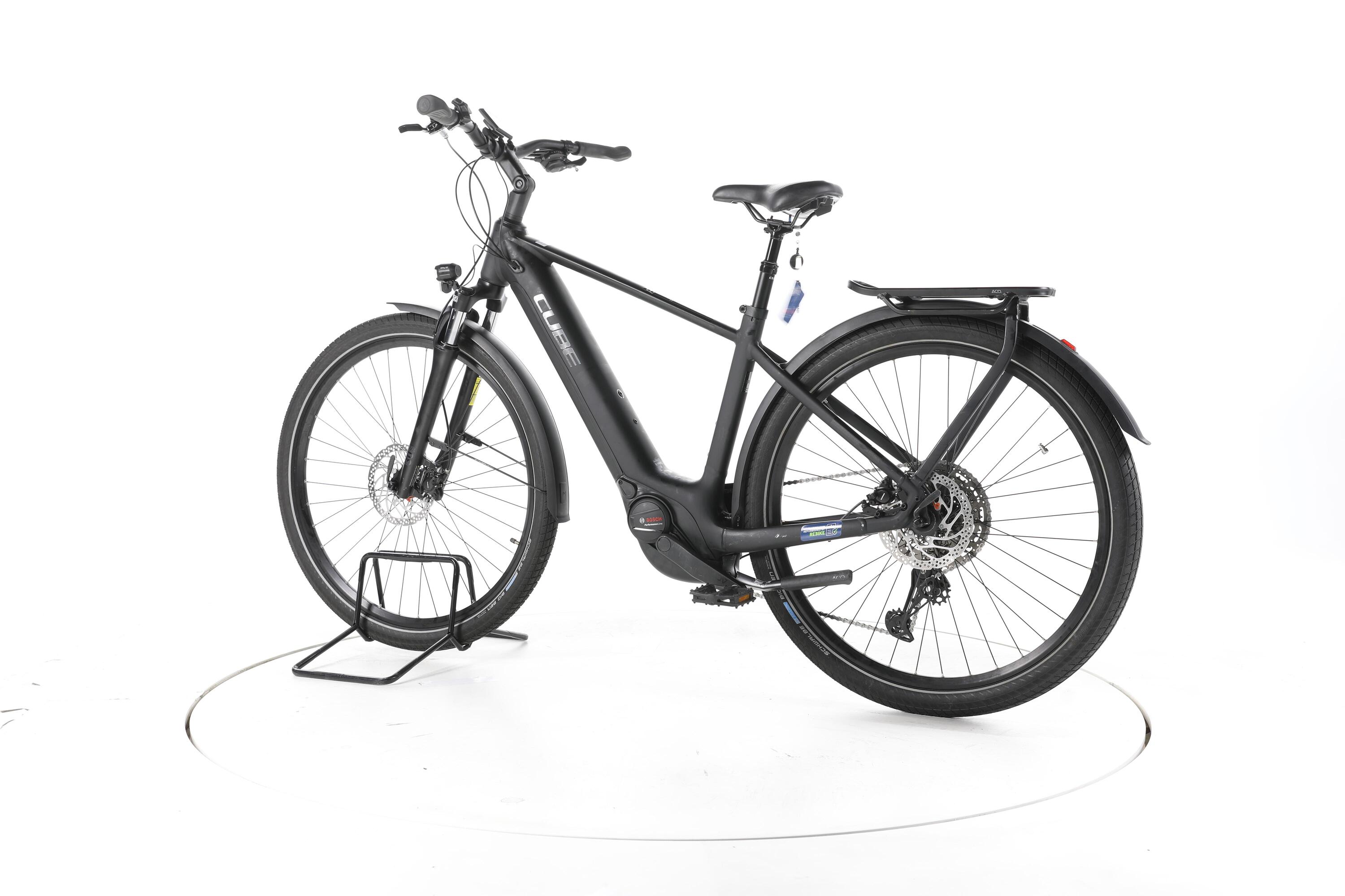 Segunda vida - Cube Touring Hybrid Pro Trekking E-Bike 2024 - Buen estado 7/7