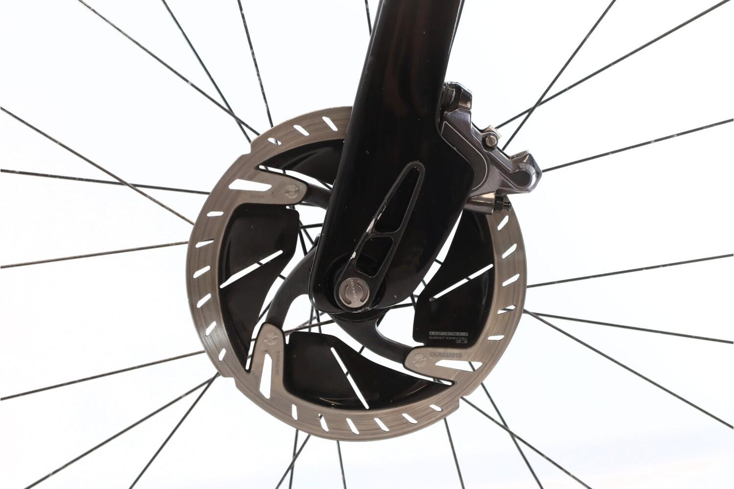 Vélo de route reconditionné ·  Foil 20 Disc Di2 11V · Très bon état 7/8