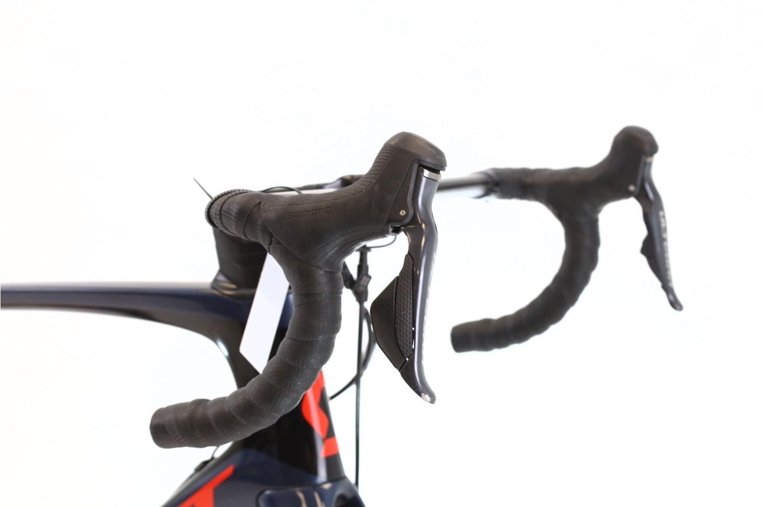 Vélo de route reconditionné ·  Foil 20 Disc Di2 11V · Très bon état 6/8