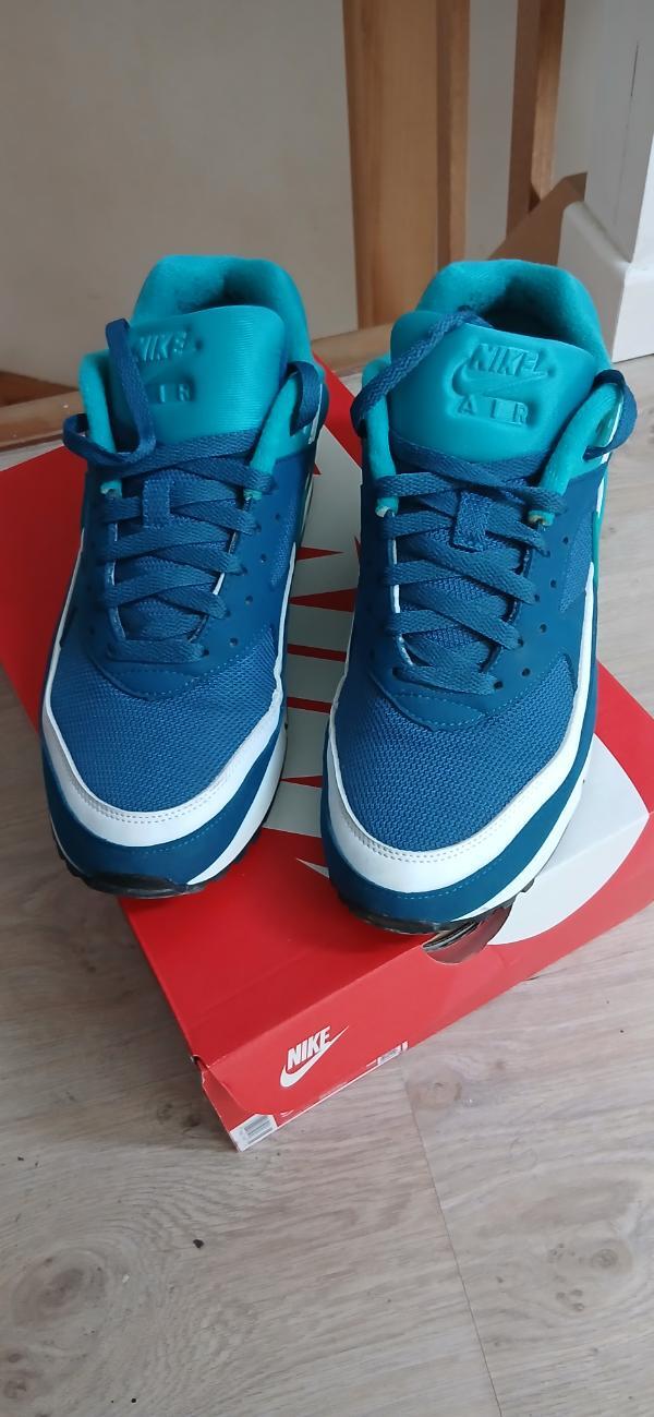 NIKE picture