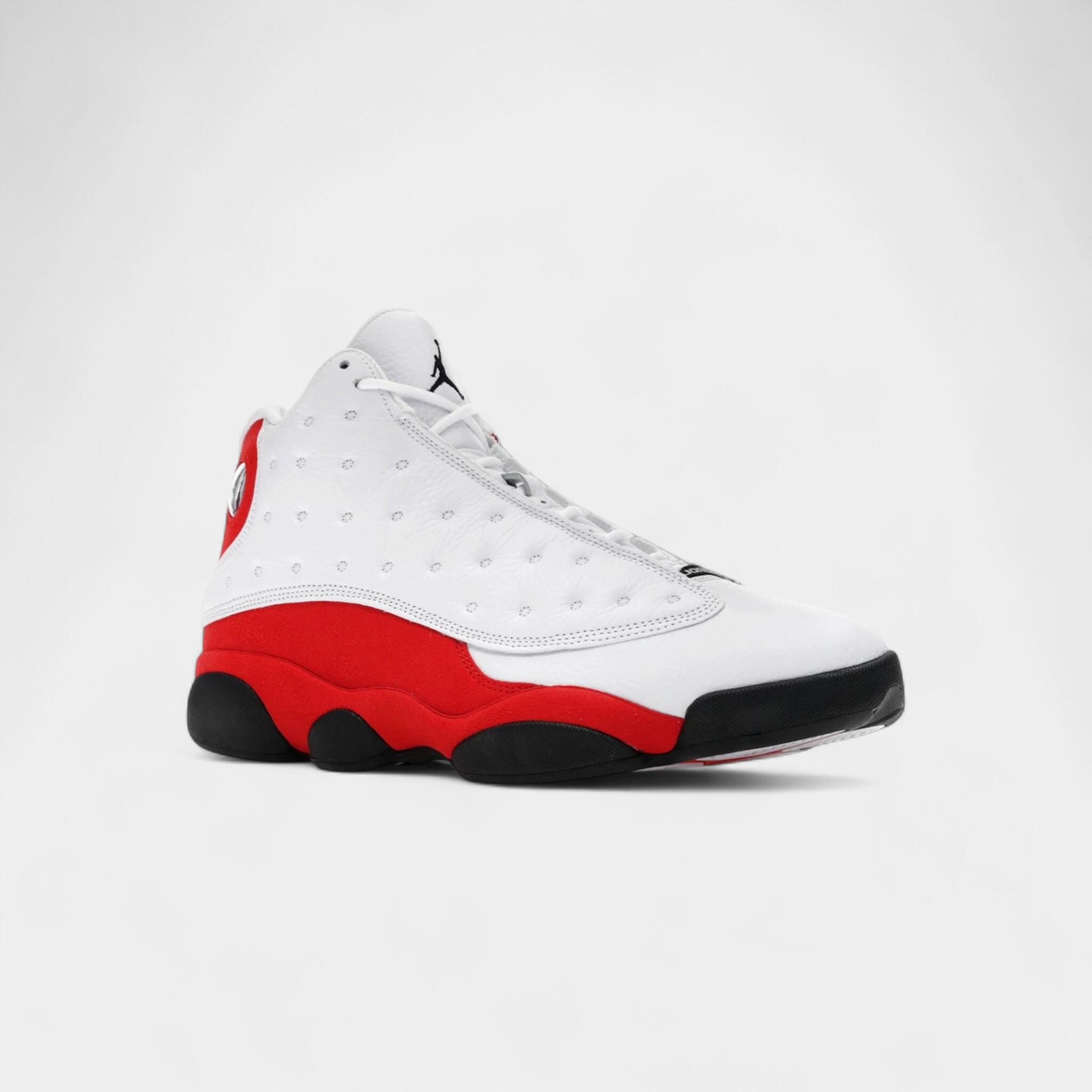 Jordan 13 Retro OG Chicago (2026) 2/4