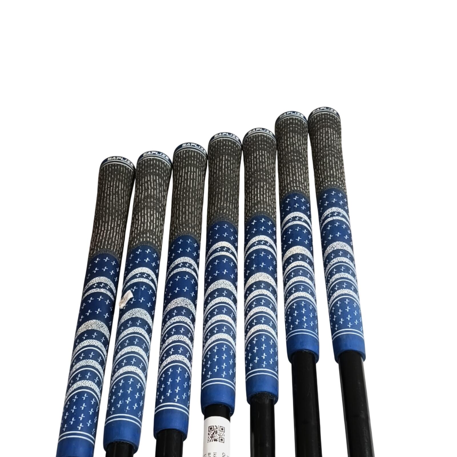 Titleist AP3 718 Blackout IJzerset / 4-PW / Flex Stiff / Staal 5/7