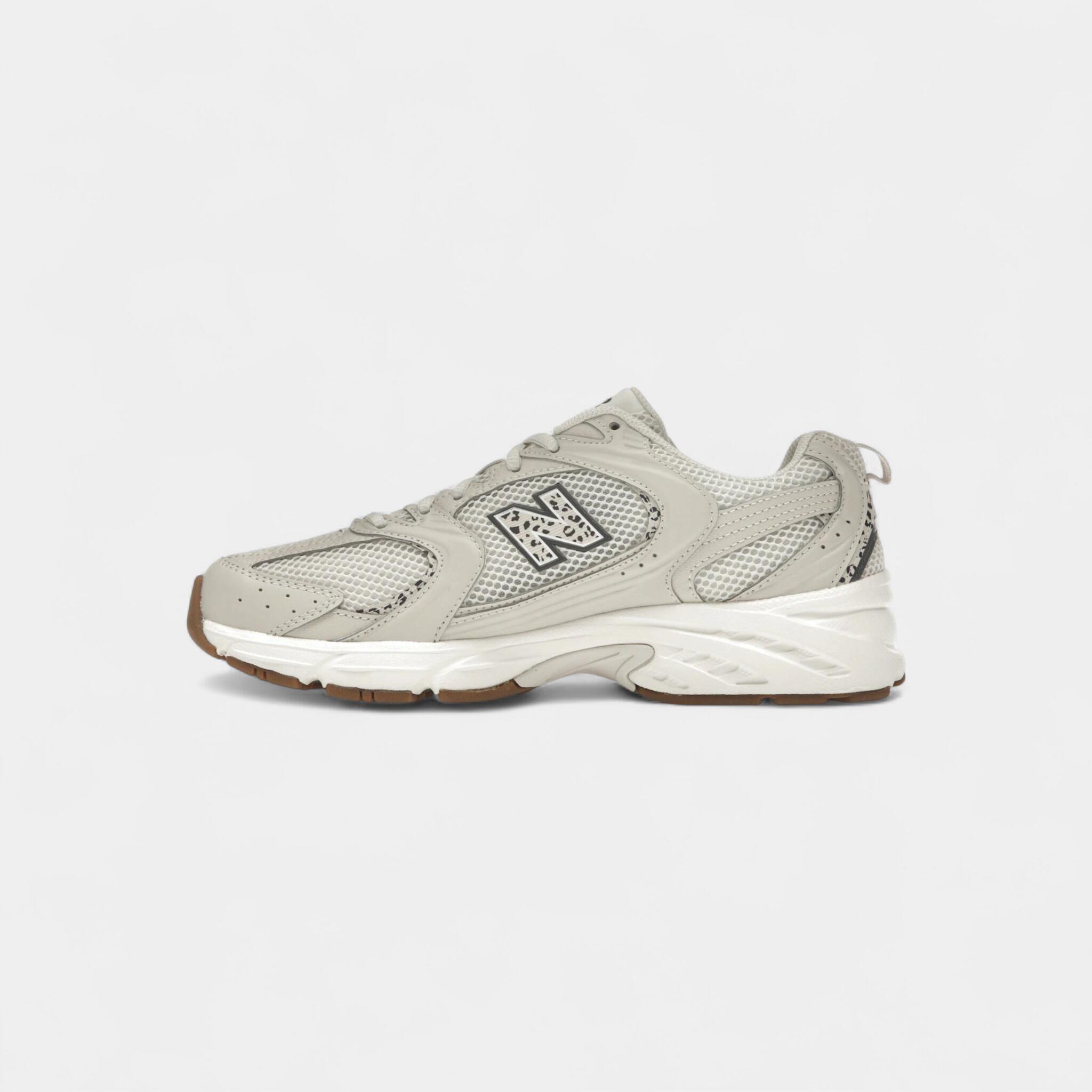 New Balance 530 Moonbeam Cow Print 4/5