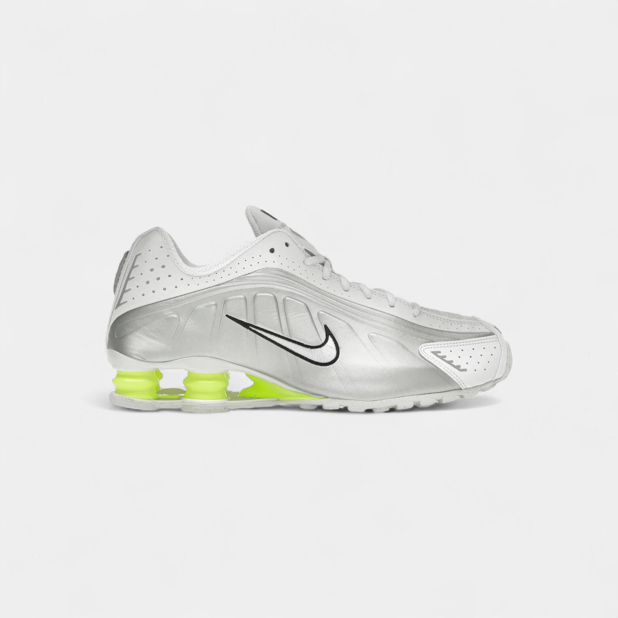 NIKE picture