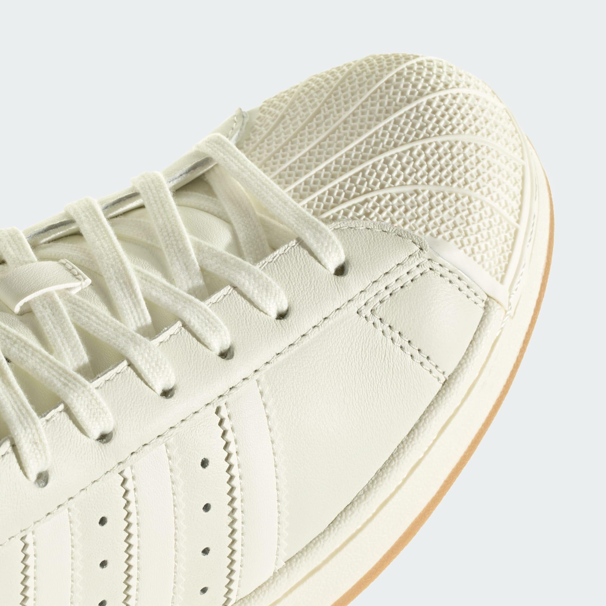 SUPERSTAR MESSI Schuh 6/7