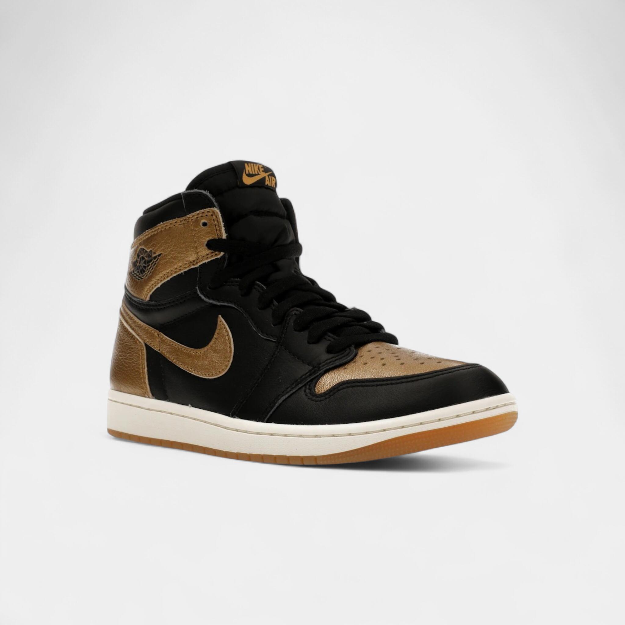 Jordan 1 Retro High OG Black Metallic Gold 2/4