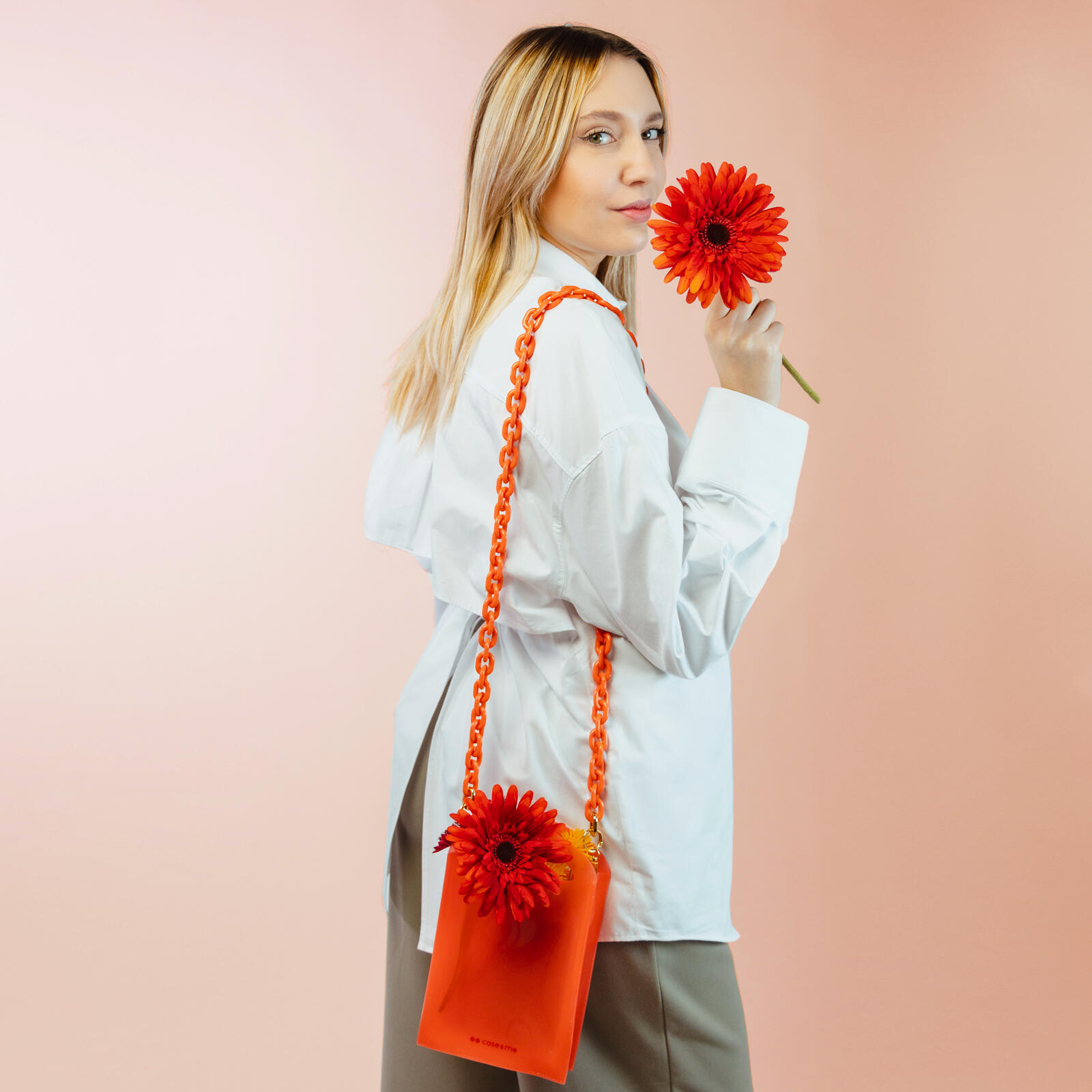 Sac à bandoulière avec chaînette pour smartphones et objets 3/7