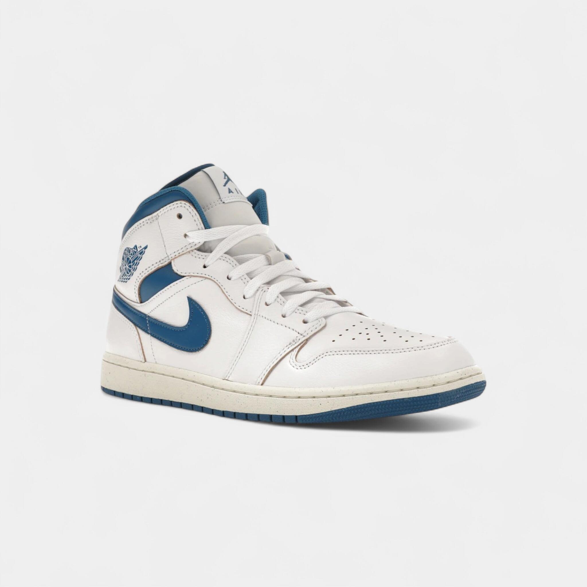 Jordan 1 Mid SE Industrial Blue 2/4