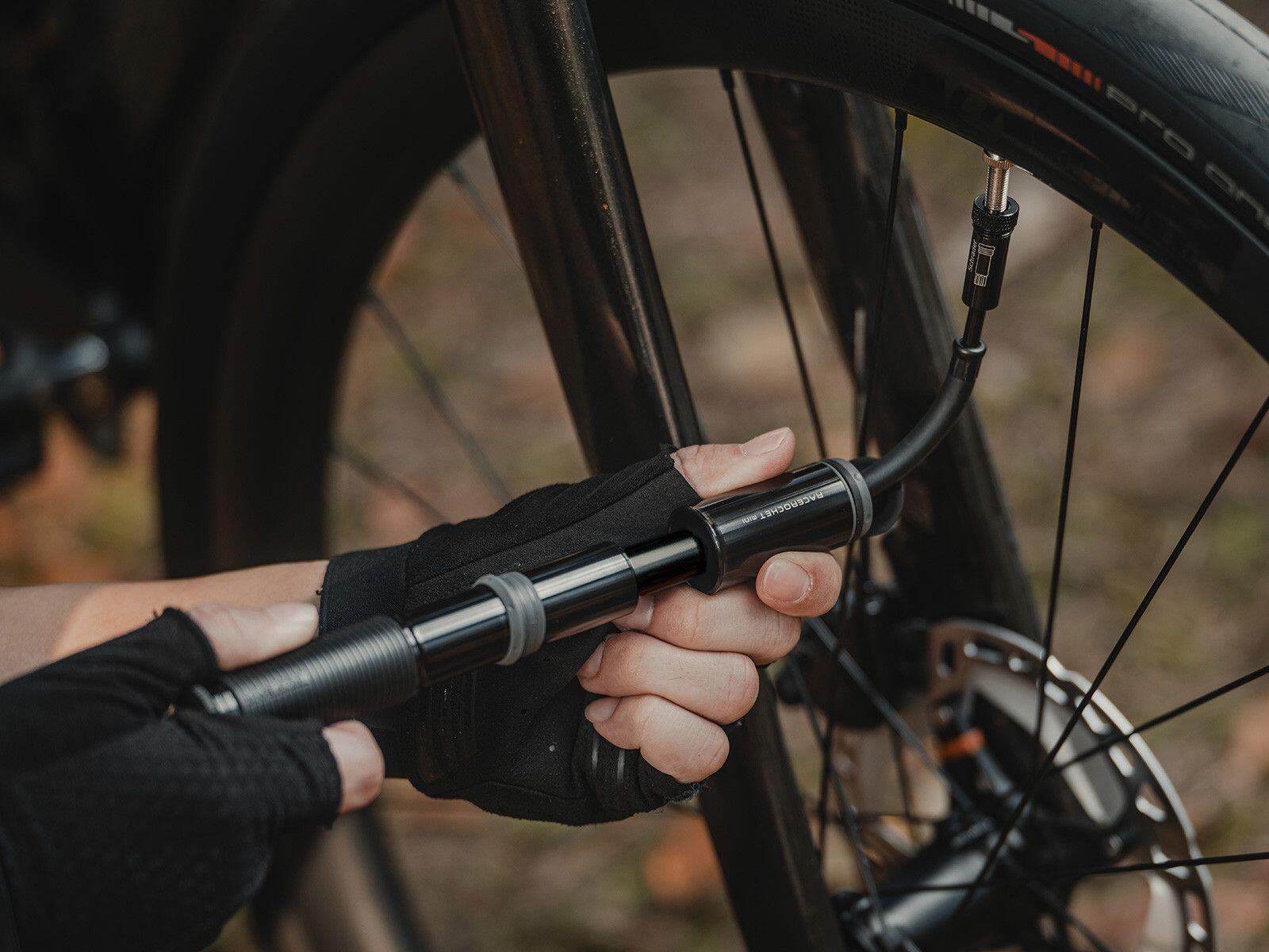 Pompa a mano Topeak Racerocket mini (Max 120 psi / 8 bar) Nero 3/7