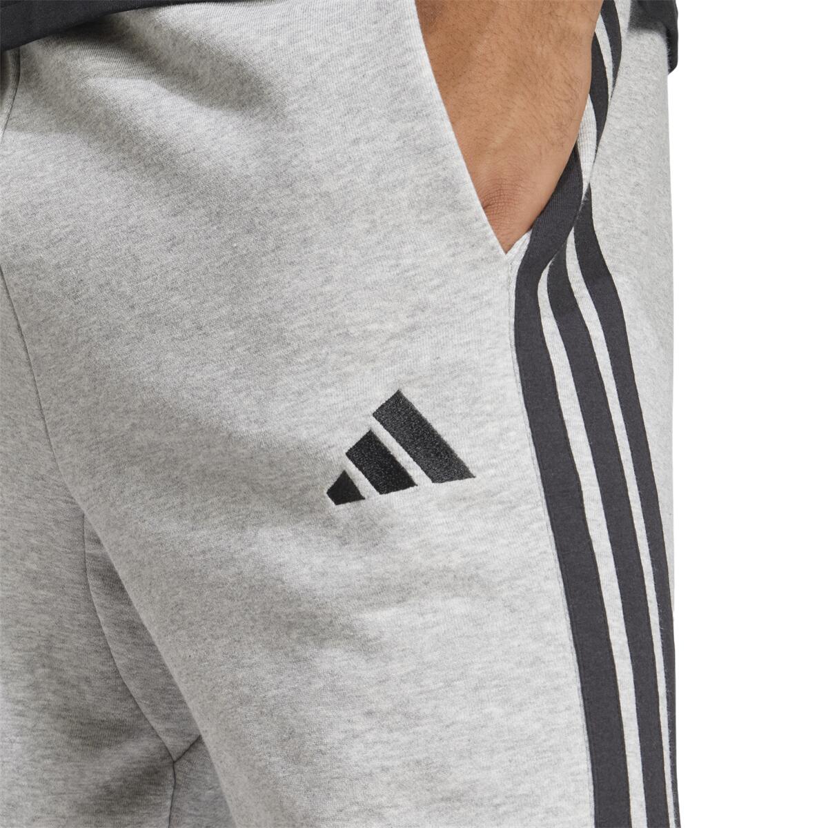 Short adidas Essentials 3-Stripes 4/6
