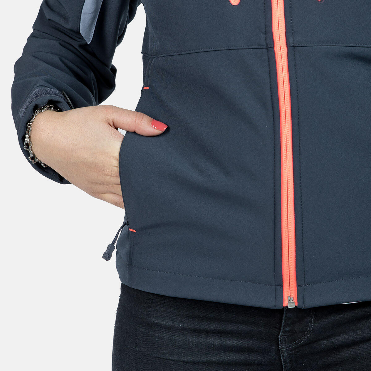 Wanderjacke Frau Izas Inatye 4/5
