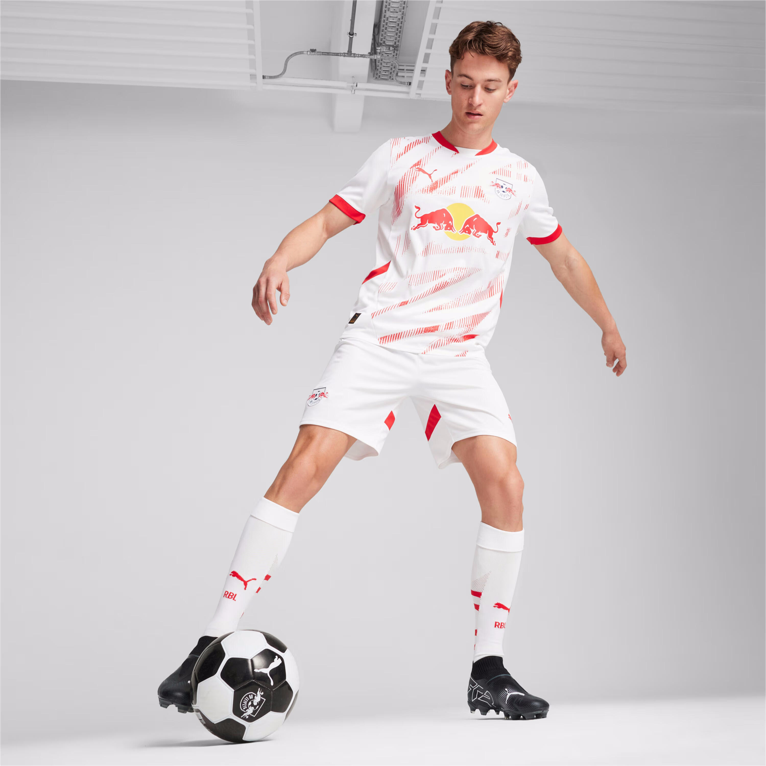 Short RB Leipzig 2024/25 2/7