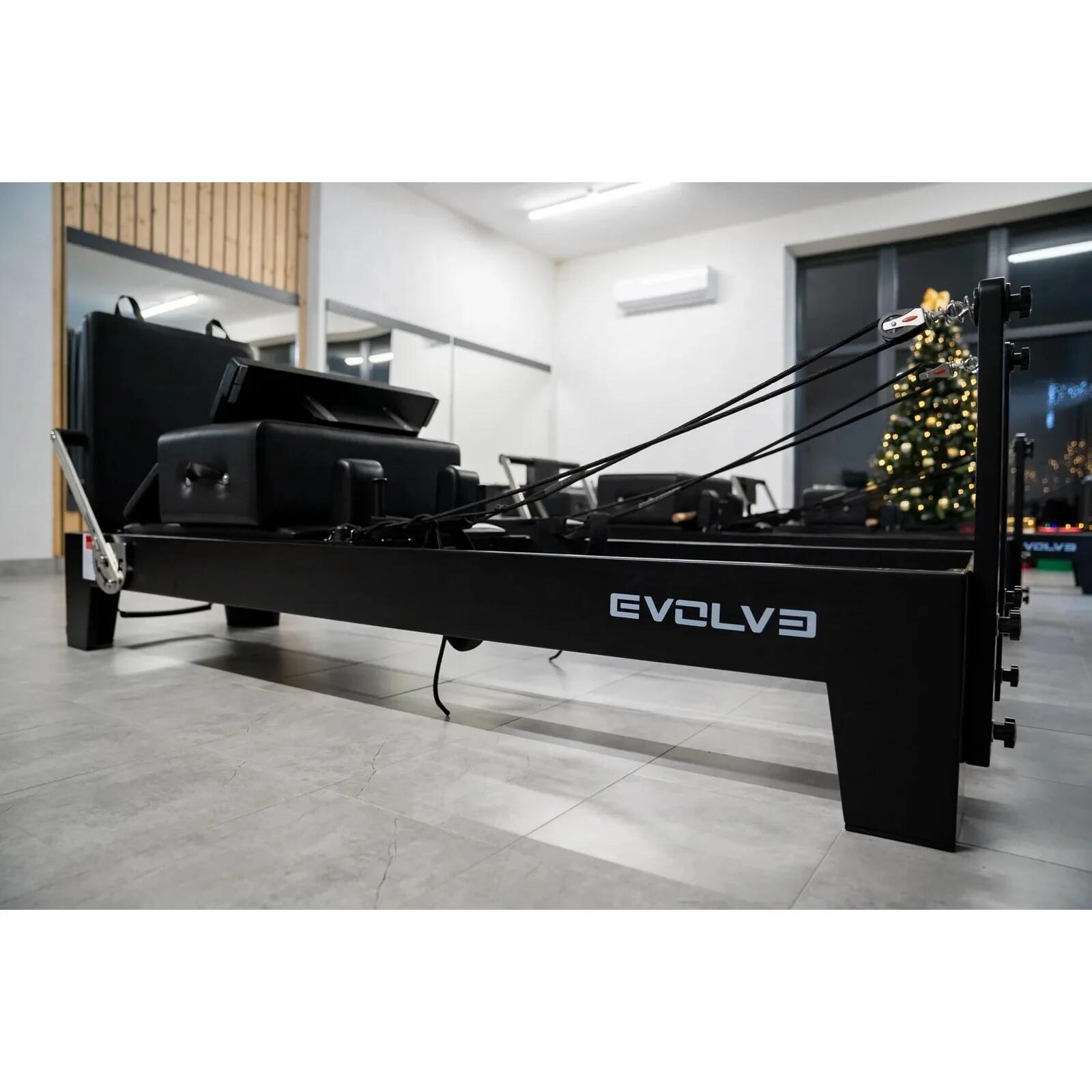 Evolve Prime Series Pilates Reformer 2/7