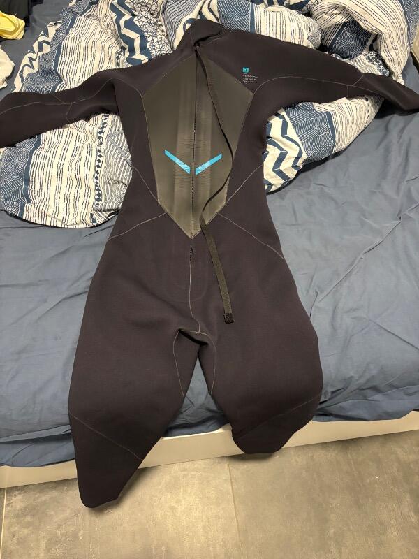Tussen Particulieren - Neopreen wetsuit 2/2