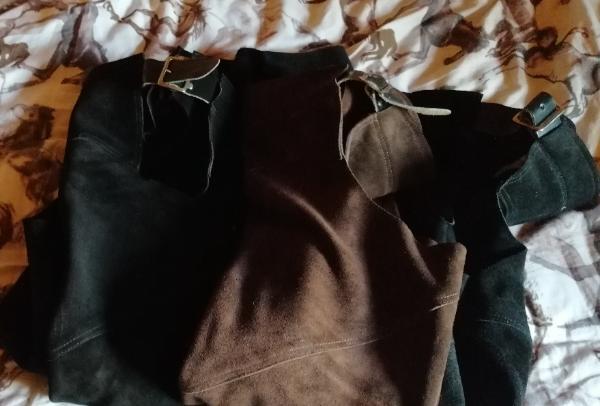 Entre Particuliers - Lot de 3 paires de chaps longues 2/5
