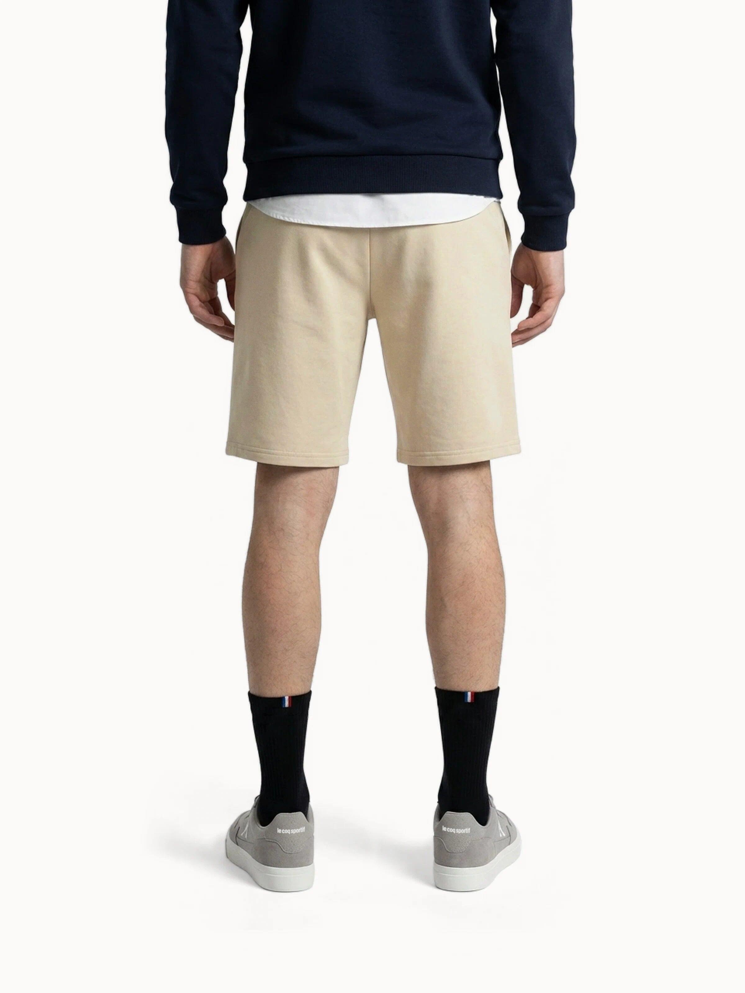 Short Essentiels 4/6