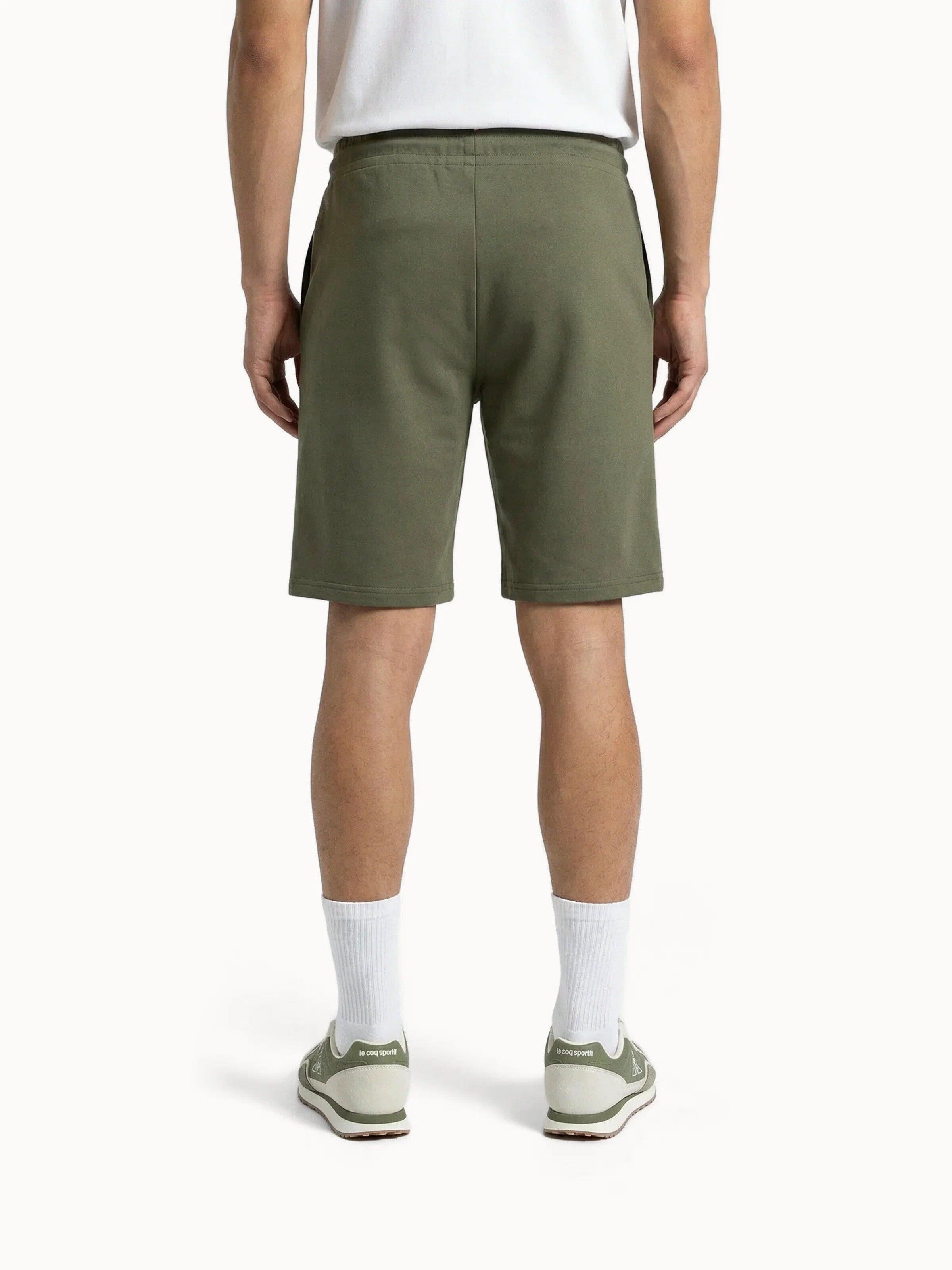 Short Essentiels 4/6
