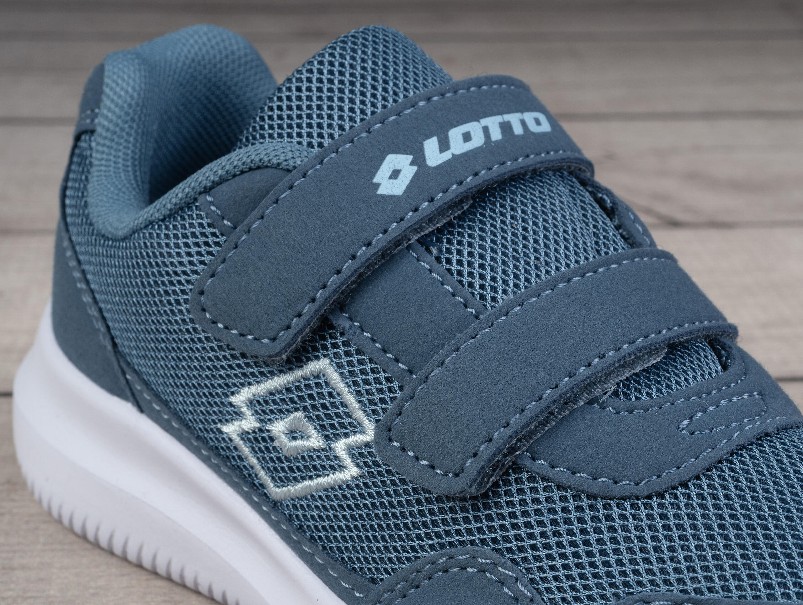 Buty dziecięce sportowe na rzep Lotto CONNECT VL TO K 6/6