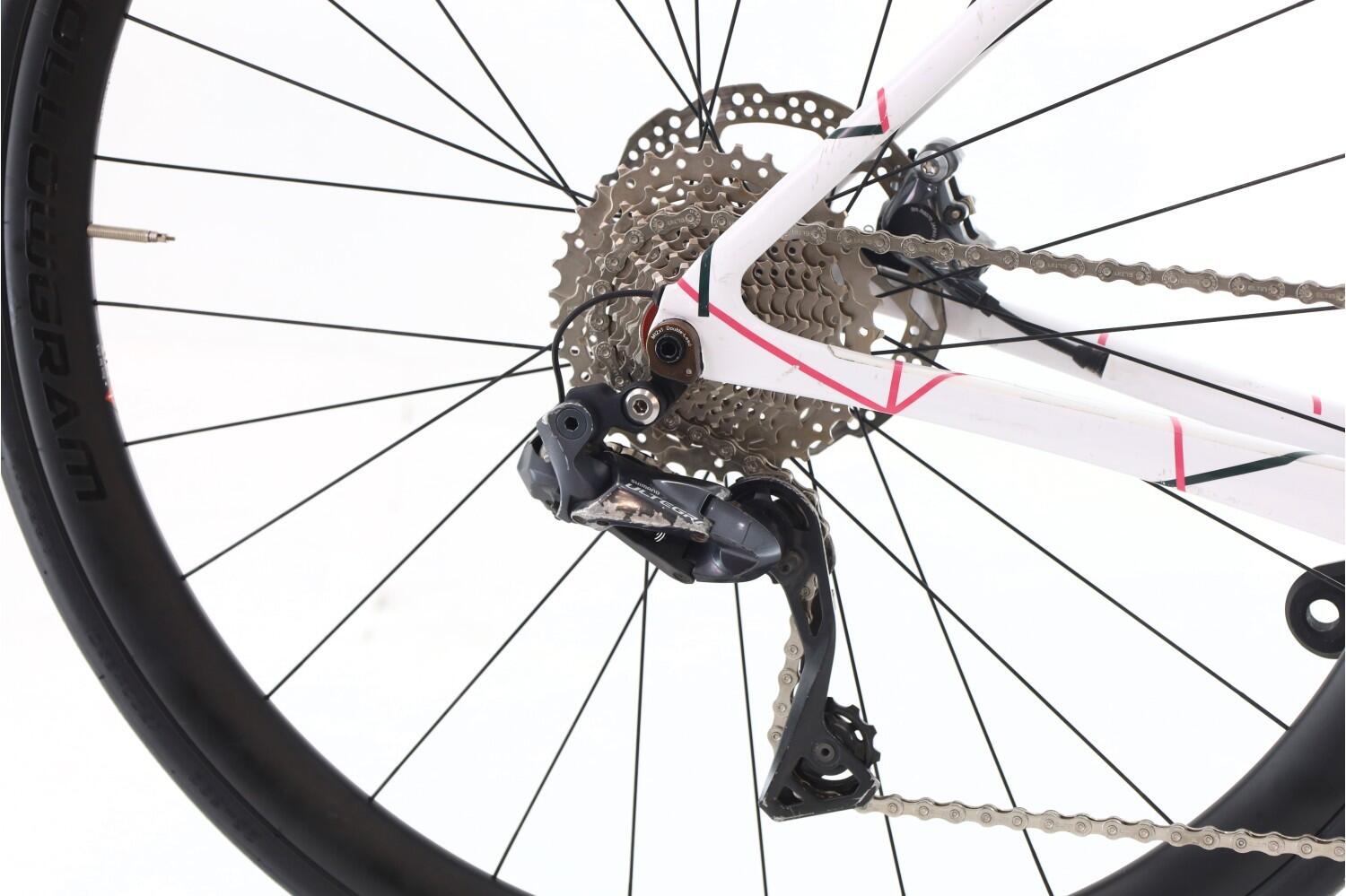Refurbished Rennrad ·  SuperSix Evo HI-MOD Di2 11V · Sehr guter Zustand 3/8