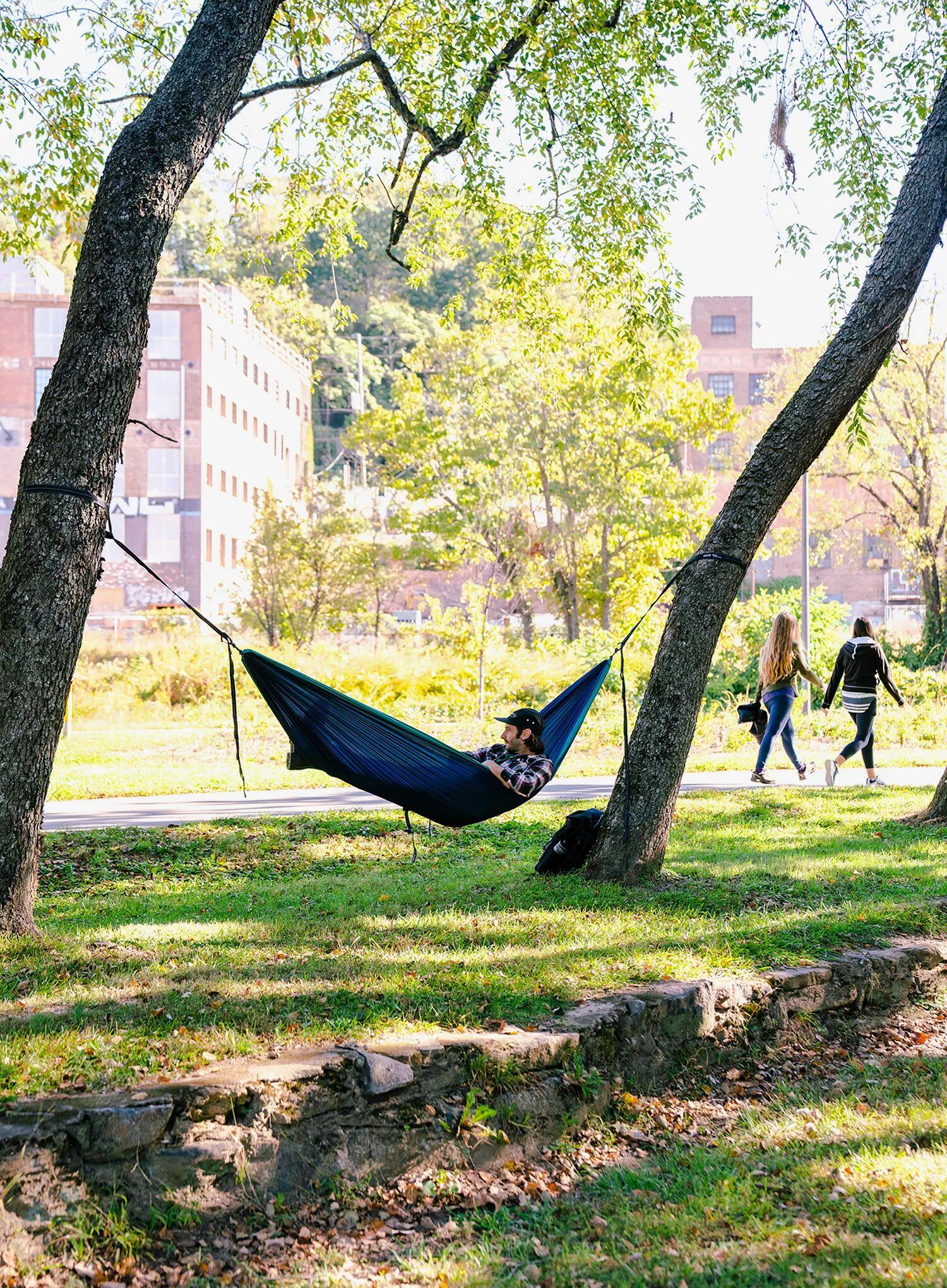 Hamak turystyczny ENO DoubleNest Hammock - navy/seafoam 2/7