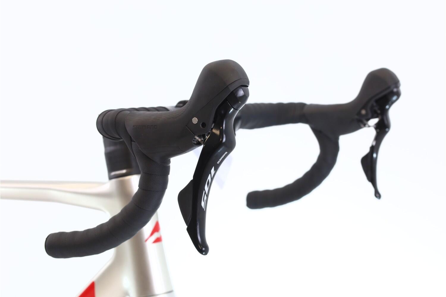 Vélo de route reconditionné ·  Scultura 4000 · Vélo 0 km 6/8