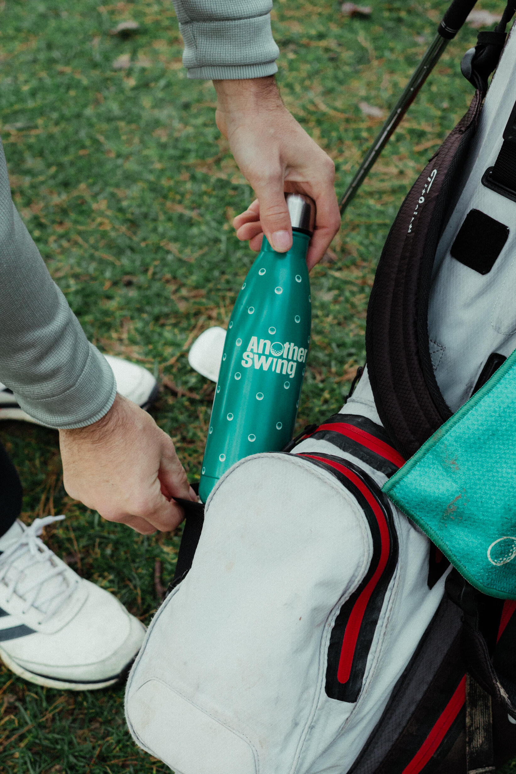 Another Swing Thermoflasche 500ml - Isolierflasche Golf - Französische Marke 6/7