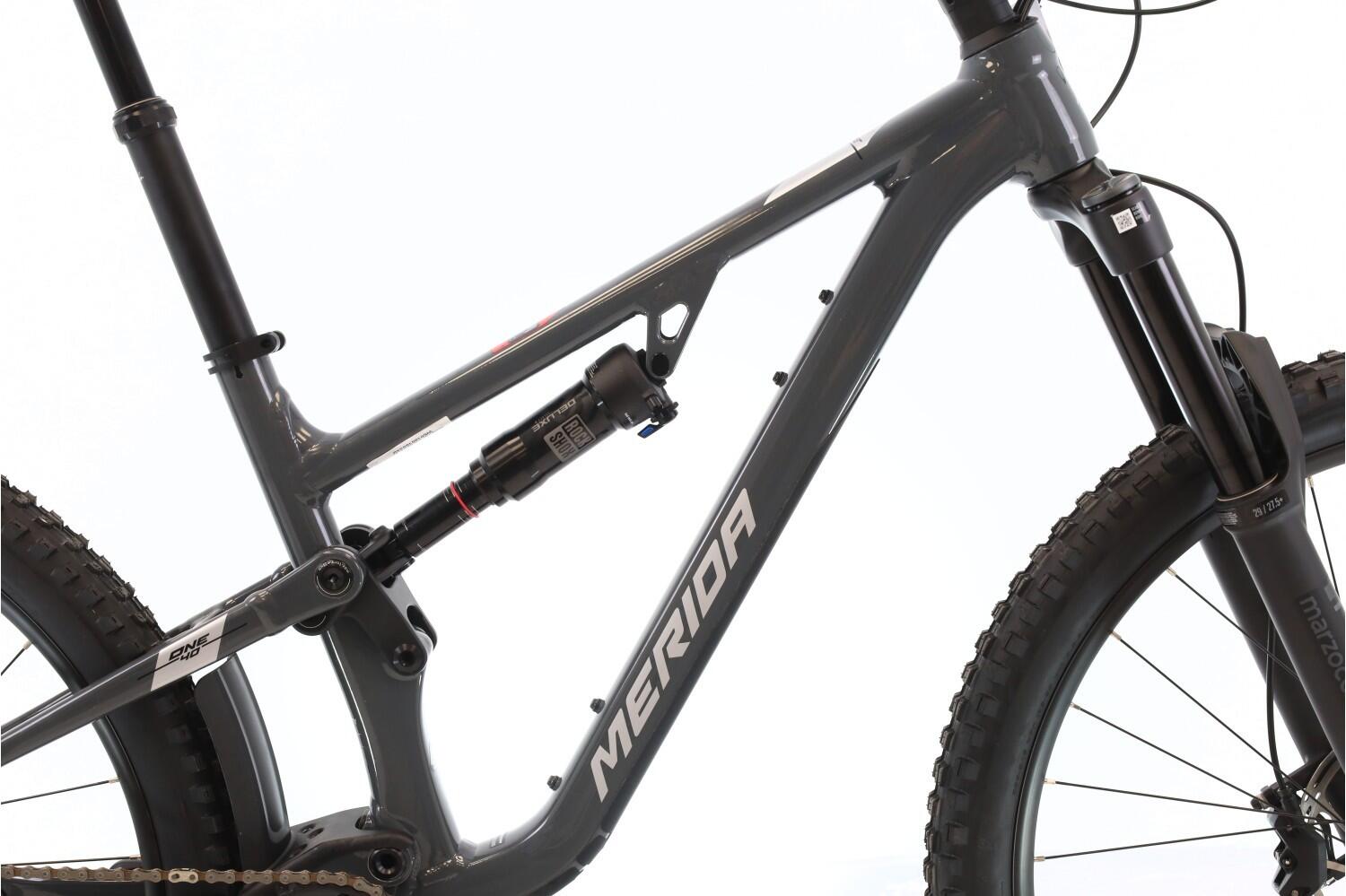 VTT reconditionné ·  One-Forty 700 · Vélo 0 km 2/8