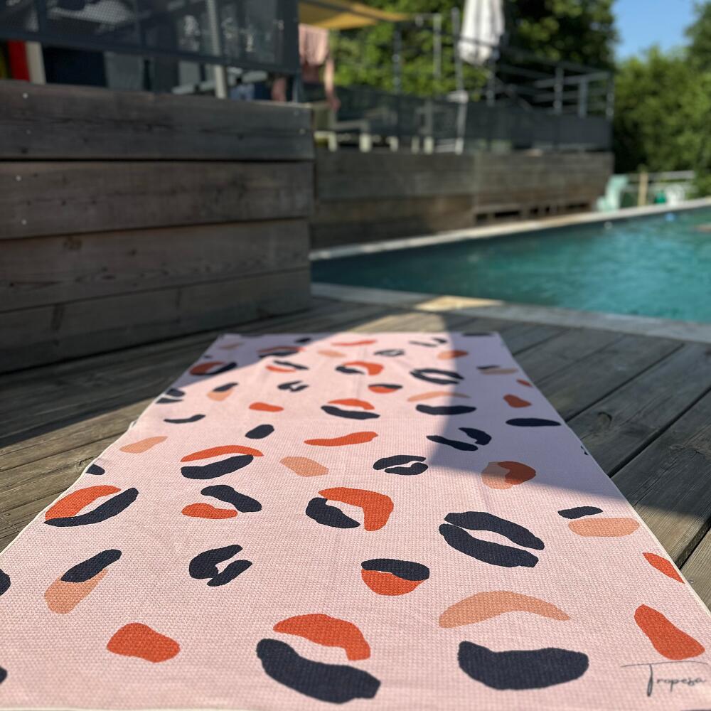 Serviette de plage 160 x 90 cm, imprimée beige rosé à motif léopard 4/6