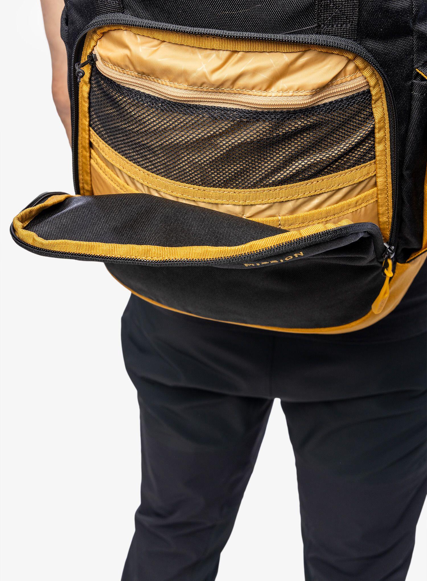 Evoc Mission 22L Backpack Black 6/7