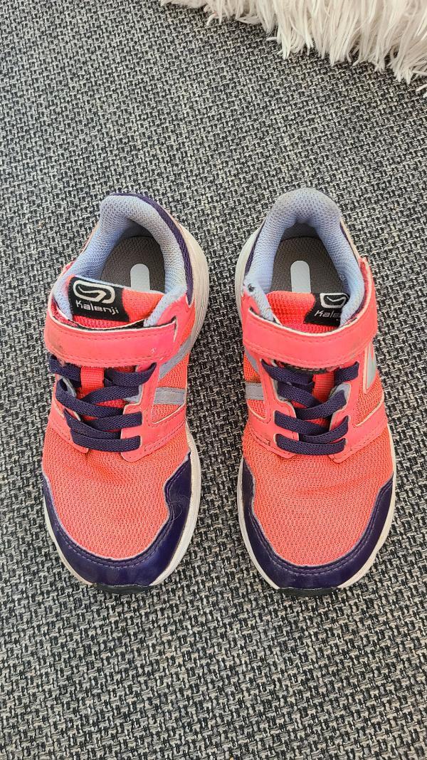 Tussen Particulieren - Kalenji decathlon neon roze trainer maat 29 3/7