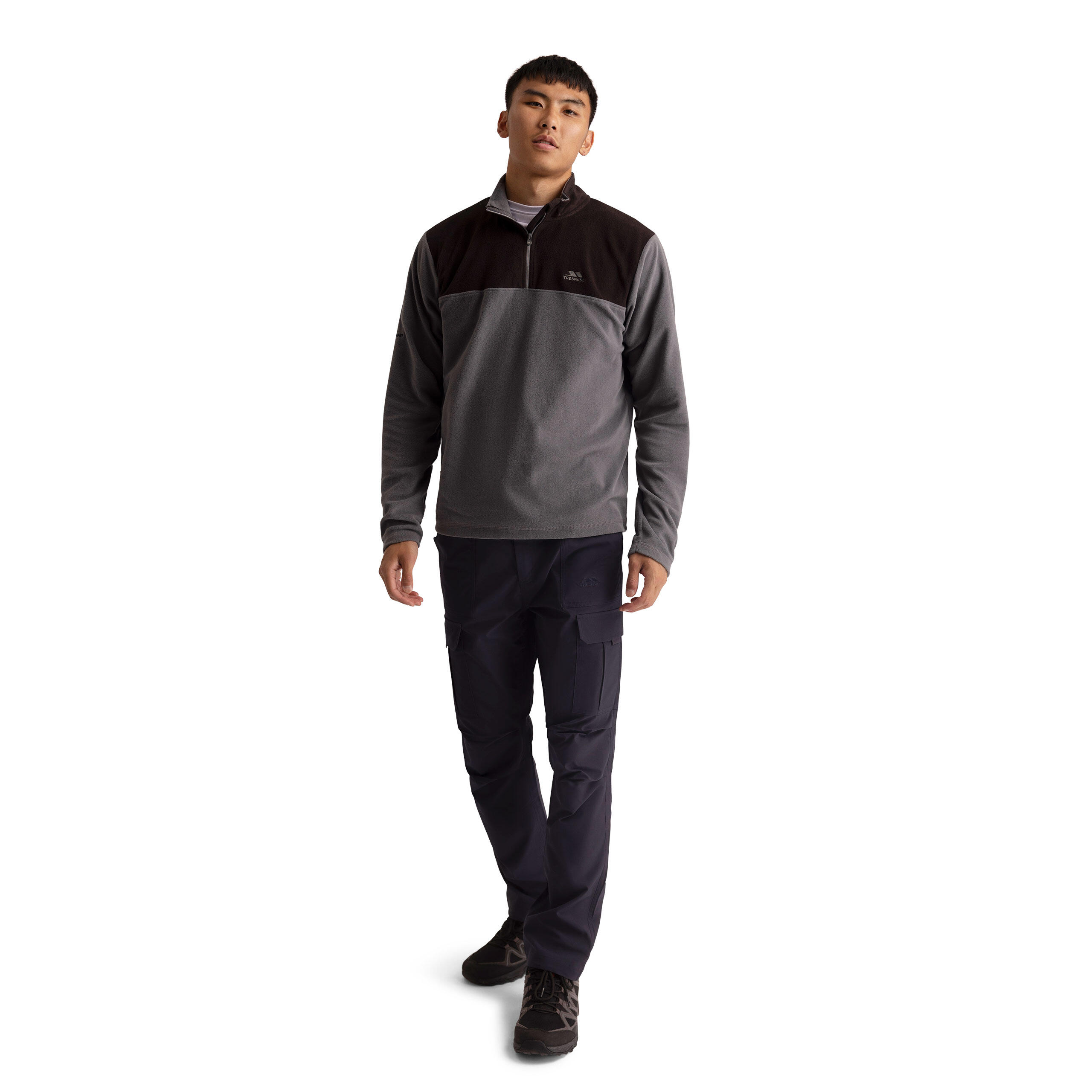 Polaire Trespass Curtiston 3/5