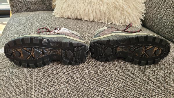 Entre Particuliers - Bottines de marche decathlon quechua gris rose 29 5/7