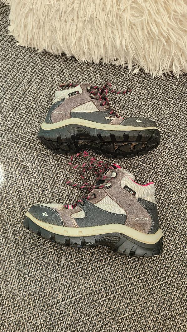Entre Particuliers - Bottines de marche decathlon quechua gris rose 29 4/7