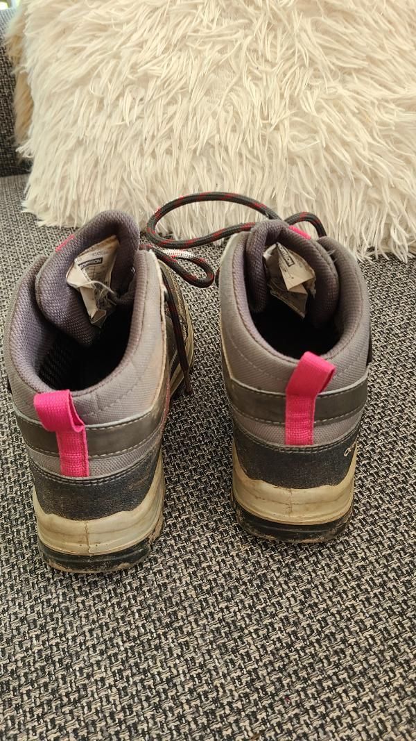 Tussen Particulieren - Decathlon wandelschoenen quechua grijs roze 33 2/7