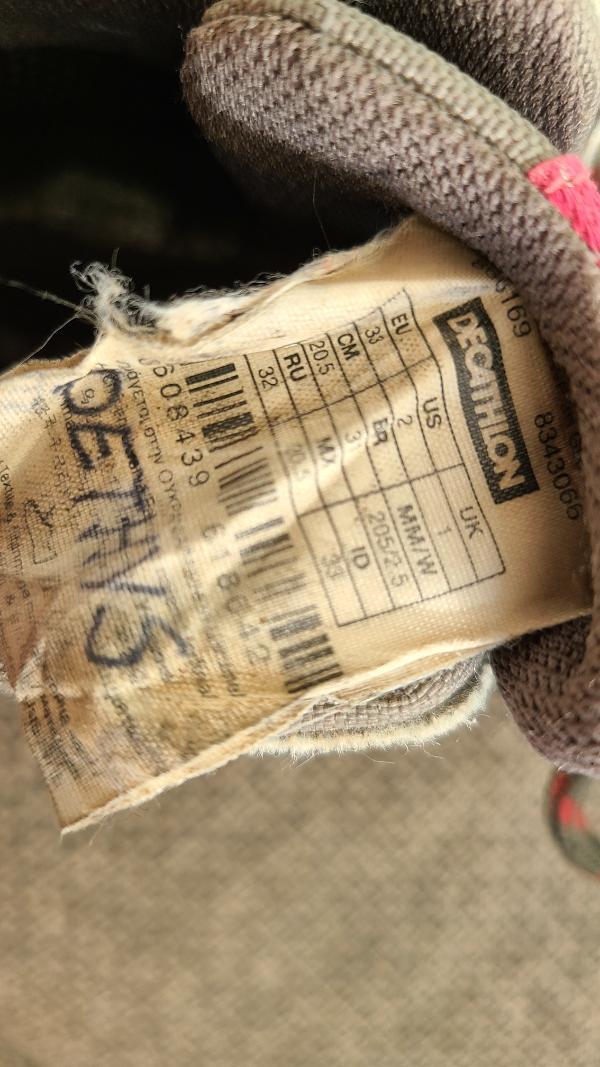 Tussen Particulieren - Decathlon wandelschoenen quechua grijs roze 33 6/7