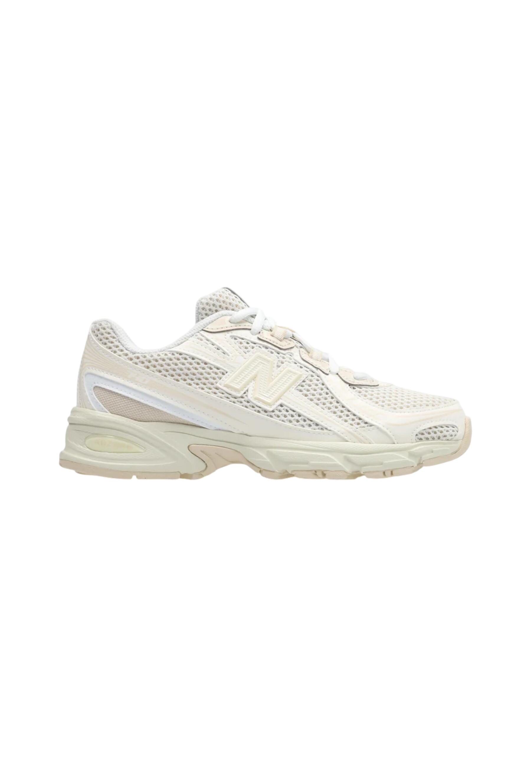 NEW BALANCE picture