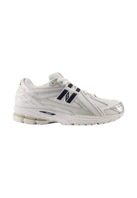 Lage sneaker new balance u1906rcm zilverkleurig