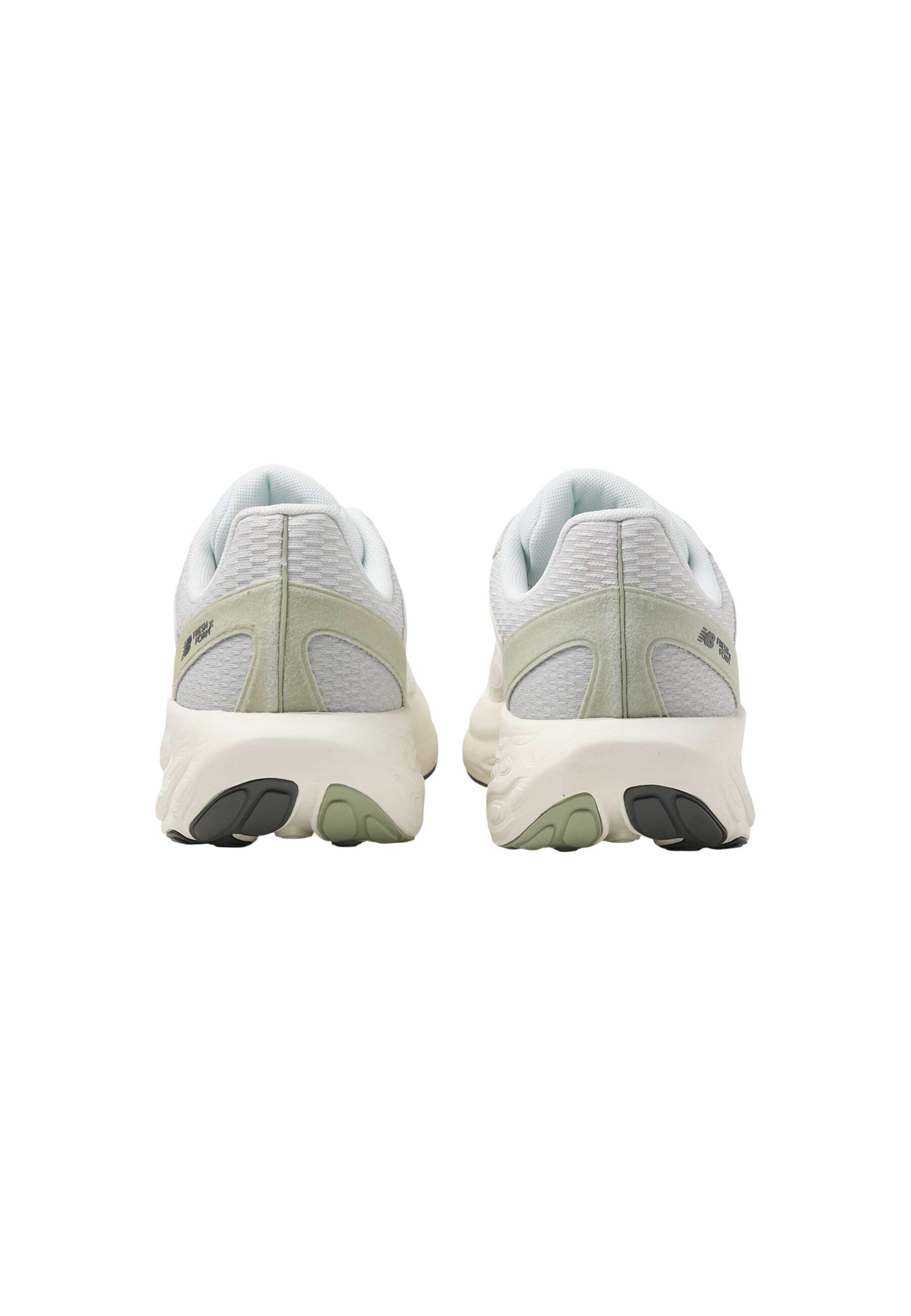 Sneaker basse New Balance UTRNAF blanc 4/5