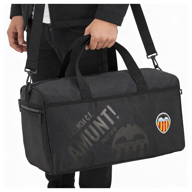 Bolsa de deporte y viaje Valencia CF Classic con asas y bandolera ajustable 2/3