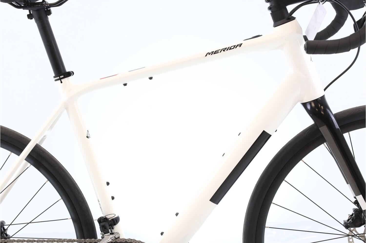 Ebike route reconditionné ·  eScultura 400 · Vélo 0 km 2/8