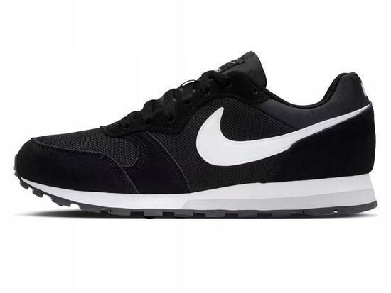 Zapatillas Nike modelo MD Runner 2 para mujer